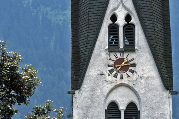 Kirchturm_Mayrhofen_TVB.jpg